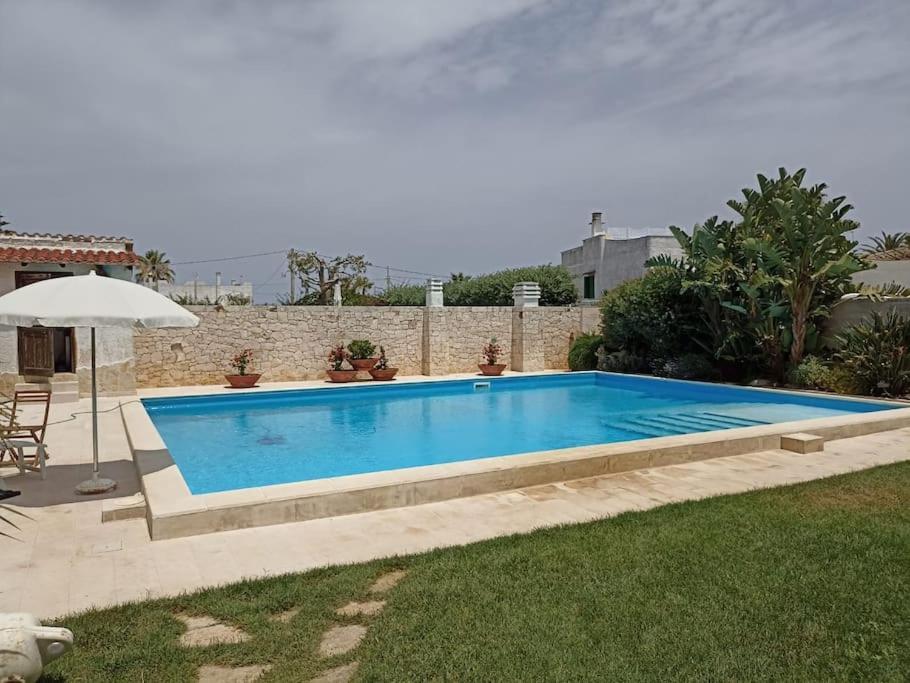 Villa Karmarea Mola di Bari Bagian luar foto